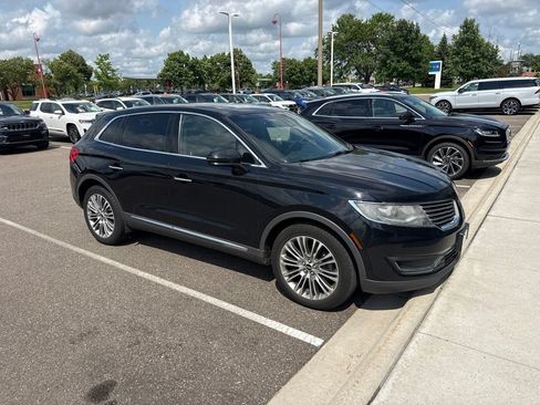Used 2018 Lincoln MKX Reserve w/ Lincoln MKX Climate Package AWD/4WD image 2