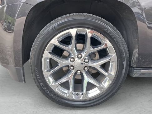 Used 2015 GMC Yukon Denali w/ Premium Package AWD/4WD image 29