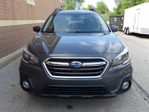Used 2018 Subaru Outback 2.5i Premium AWD/4WD image 6