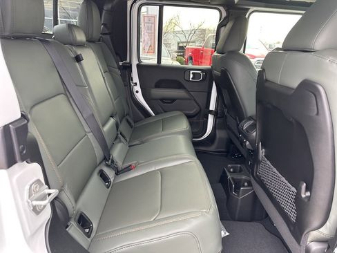 New 2026 Jeep Gladiator Mojave image 47