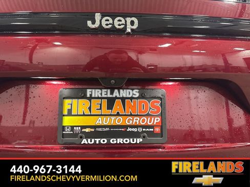 Used 2023 Jeep Grand Cherokee Limited image 47