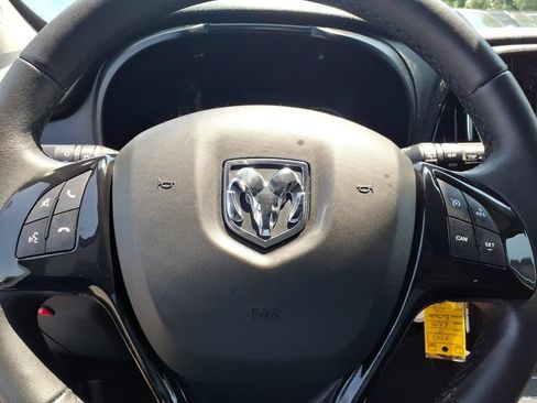 Used 2019 RAM ProMaster City Tradesman SLT FWD image 5