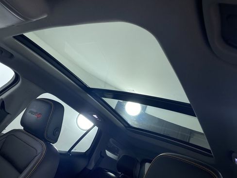 Used 2023 GMC Terrain AT4 w/ Infotainment Package II image 11