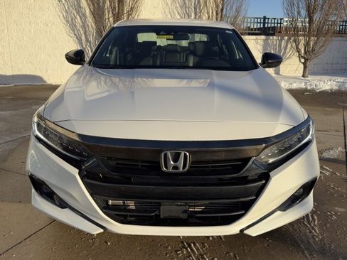 Certified 2022 Honda Accord Sport image 8
