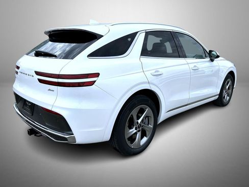 New 2026 Genesis GV70 2.5T Select w/ G1 Accessory Package AWD/4WD image 5