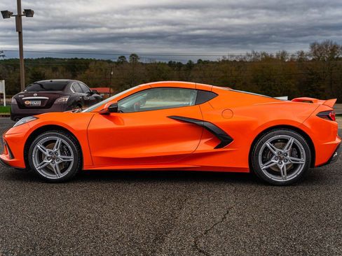 Used 2020 Chevrolet Corvette Stingray Premium Cpe w/ 3LT Preferred Equipment Group image 4