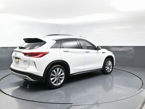 Used 2020 INFINITI QX50 Luxe w/ Navigation Package image 8