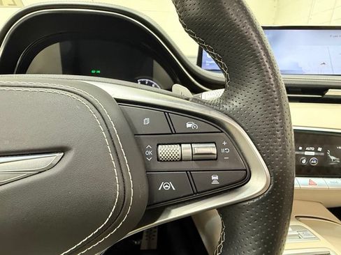 Used 2023 Genesis GV70 3.5T Sport w/ Sport Advanced Package AWD/4WD image 37