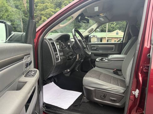 Used 2019 RAM 1500 Big Horn AWD/4WD image 13