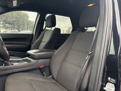Used 2025 Dodge Durango GT RWD image 13