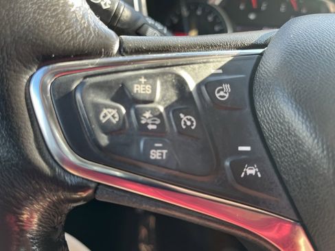 Used 2019 Chevrolet Equinox Premier image 15