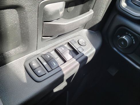Used 2022 RAM 3500 Tradesman AWD/4WD image 12