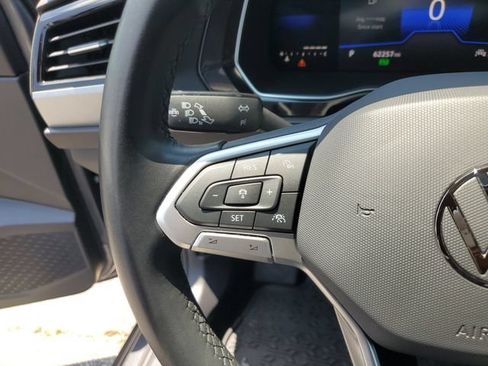 Certified 2023 Volkswagen Jetta SE FWD image 27