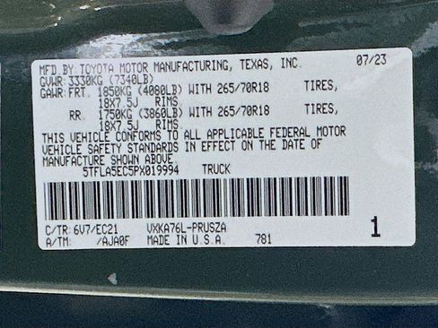 Used 2023 Toyota Tundra SR5 w/ SR5 Premium Package AWD/4WD image 31
