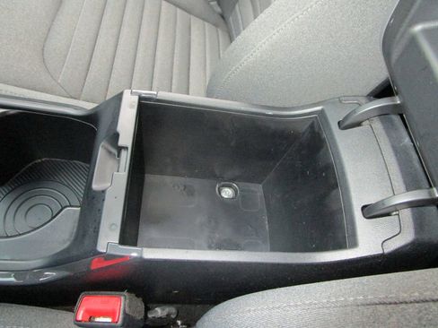 Used 2025 Kia K4 EX image 30