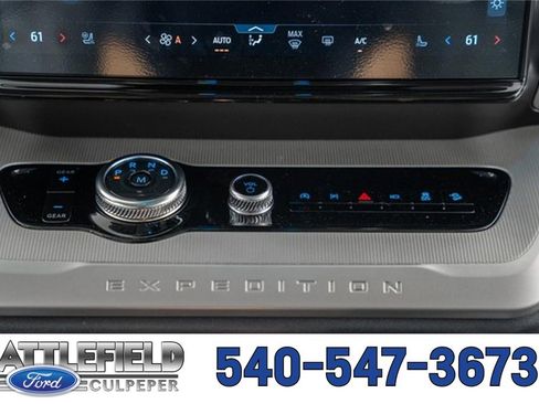New 2025 Ford Expedition Active image 26
