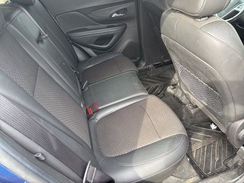 Used 2020 Buick Encore Preferred image 27