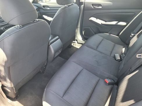 Used 2022 Nissan Altima 2.5 S FWD image 12