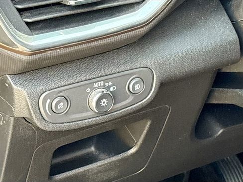 Used 2022 Chevrolet TrailBlazer ACTIV w/ Sun and Liftgate Package image 10