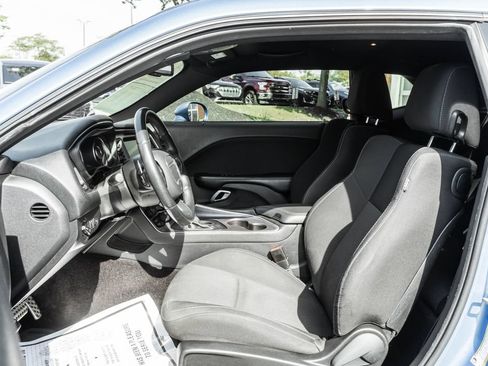 Used 2016 Dodge Challenger R/T RWD image 23
