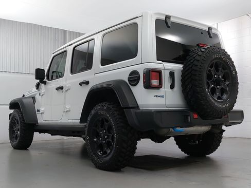 Used 2023 Jeep Wrangler Unlimited w/ Sun & Screen Package image 3