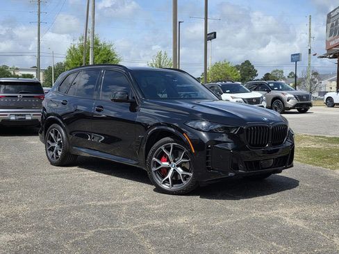 Used 2024 BMW X5 xDrive40i w/ M Sport Package AWD/4WD image 2