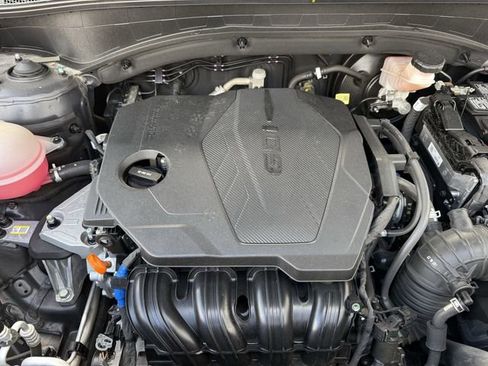 Used 2023 Hyundai Santa Fe SEL image 33