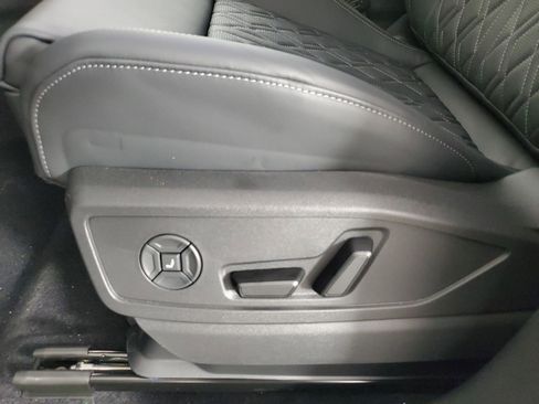 New 2025 Audi SQ5 Premium Plus image 27