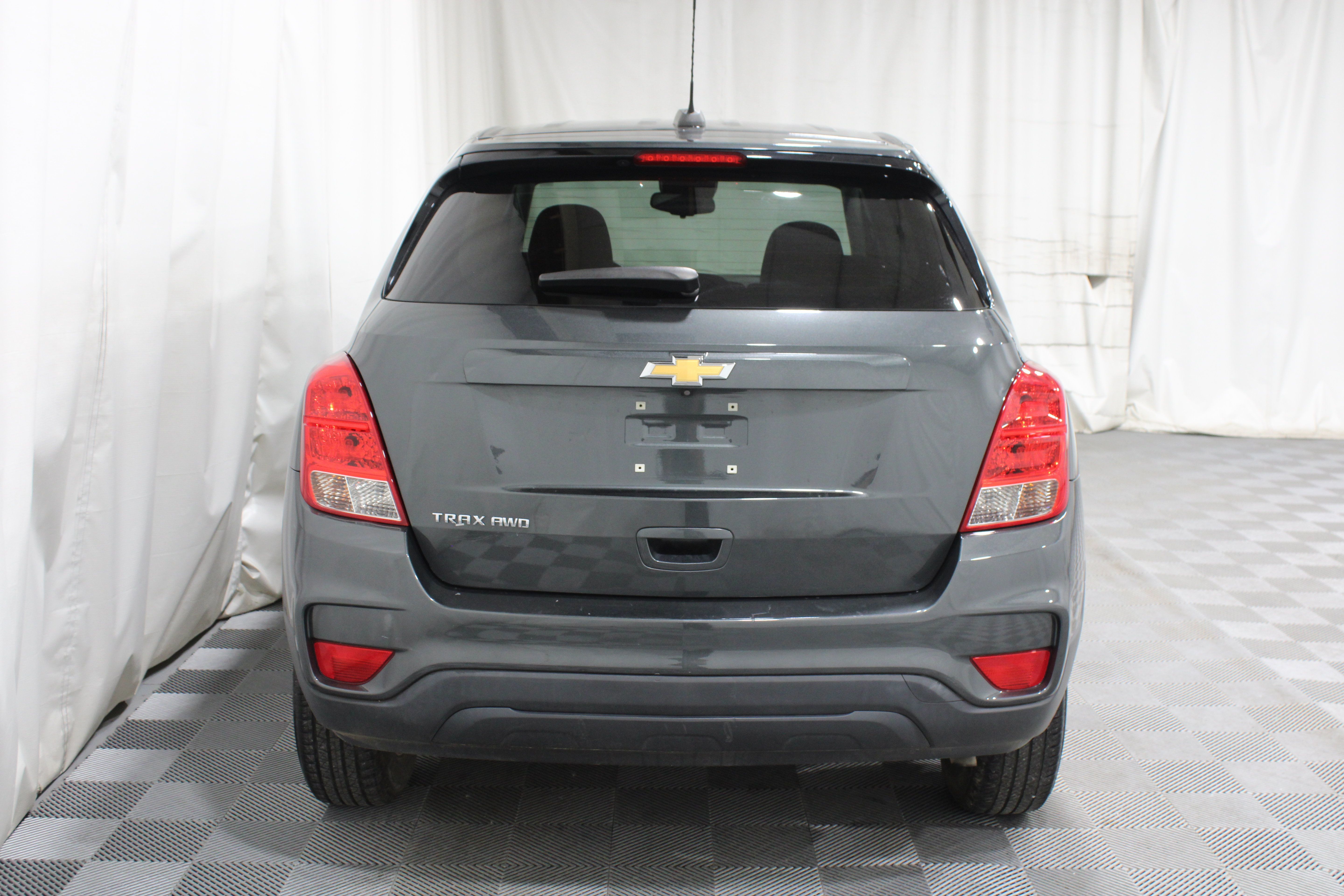 Used 2020 Chevrolet Trax LS w/ Tint and Cruise Package AWD/4WD image 30