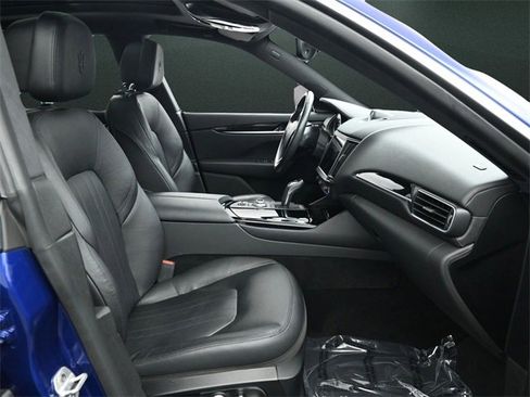Used 2022 Maserati Levante Modena image 22