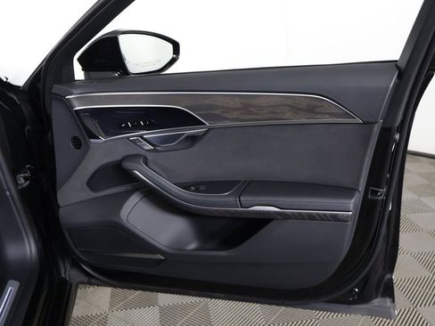 Used 2022 Audi A8 L 3.0T w/ Executive Package image 30