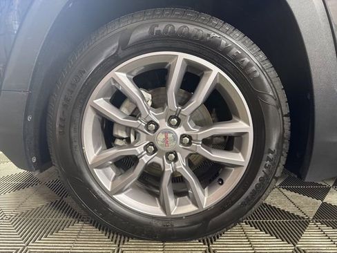 Used 2022 GMC Terrain SLT image 10