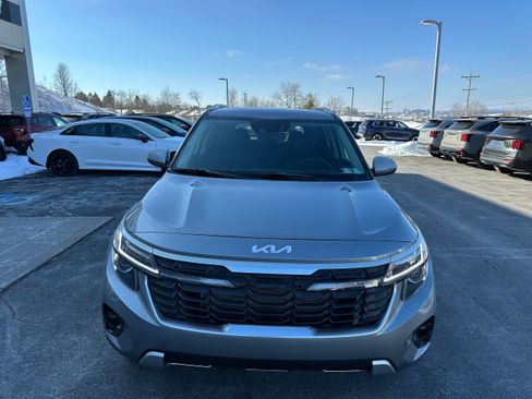 New 2026 Kia Seltos EX image 2