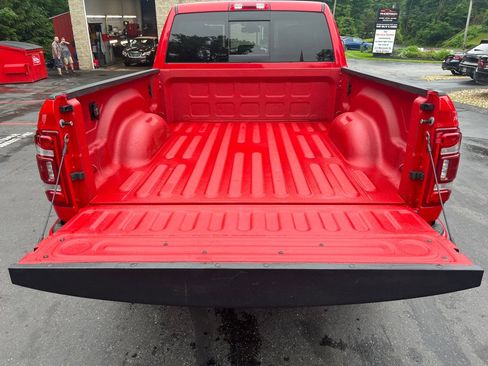 Used 2022 RAM 3500 Laramie image 13