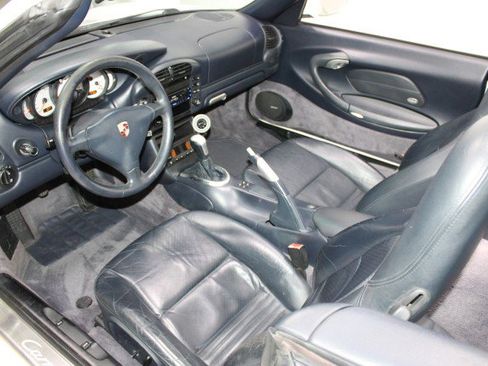 Used 2002 Porsche 911 Cabriolet image 6