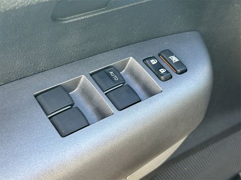 Used 2012 Toyota Tundra 2WD Double Cab image 23