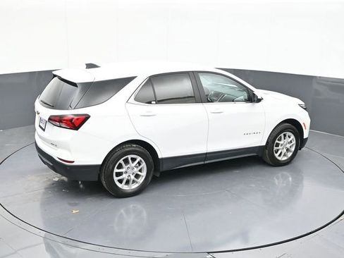 Used 2024 Chevrolet Equinox LT image 62