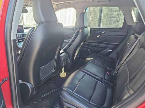 Used 2022 Lincoln Corsair AWD w/ Premium Package image 5