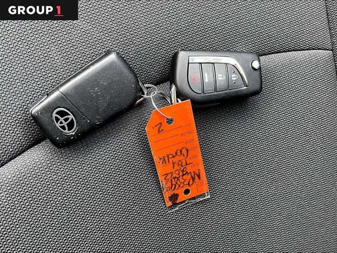 Certified 2022 Toyota Corolla LE image 14