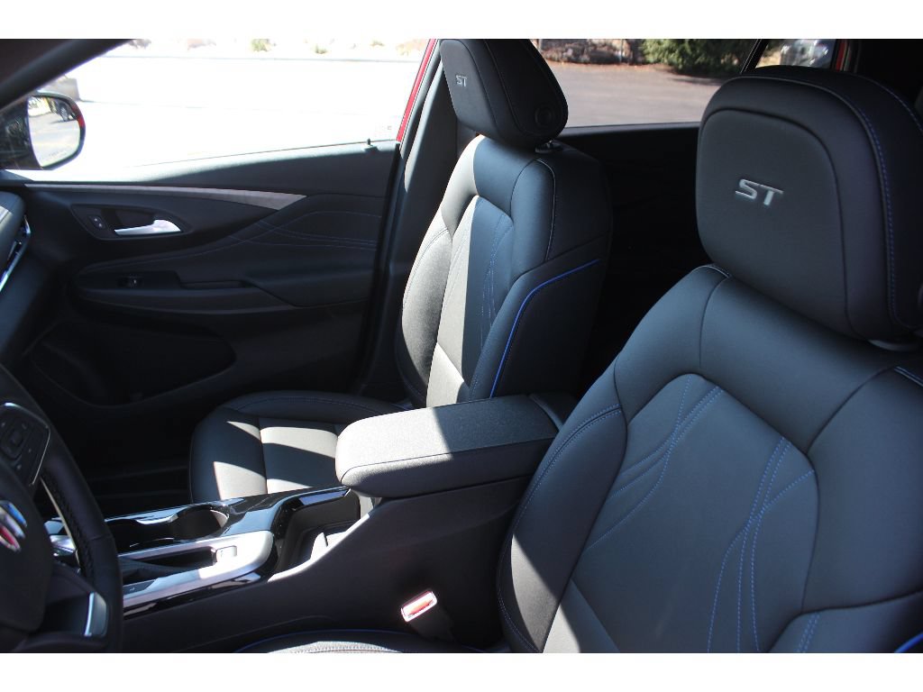 New 2026 Buick Envista Sport Touring w/ Convenience I Package FWD image 2