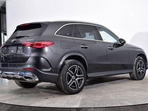 Used 2026 Mercedes-Benz GLC 300 4MATIC image 8