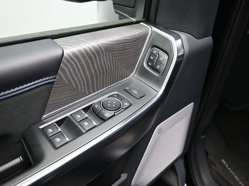 New 2025 Ford F250 Platinum image 11