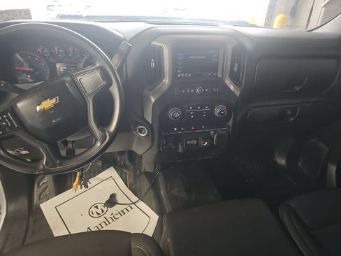 Used 2024 Chevrolet Silverado 3500 W/T w/ Snow Plow Prep Package AWD/4WD image 5