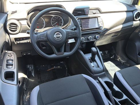 Used 2025 Nissan Versa S w/ S Plus Package FWD image 18