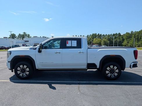 Used 2025 GMC Sierra 2500 Denali w/ Denali Reserve Package AWD/4WD image 28
