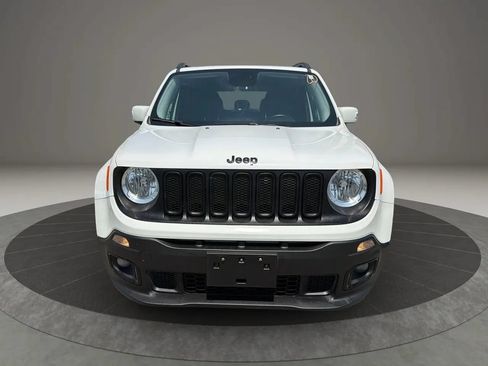 Used 2017 Jeep Renegade Altitude AWD/4WD image 2