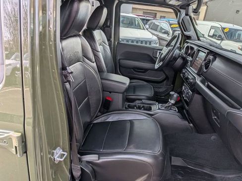 Certified 2023 Jeep Wrangler Sahara w/ Cold Weather Group image 28