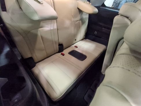 Used 2023 INFINITI QX60 Sensory w/ Vision Package image 28