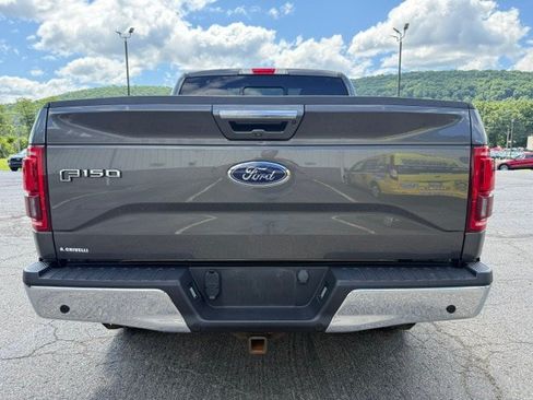 Used 2016 Ford F150 Lariat w/ Equipment Group 502A Luxury AWD/4WD image 4