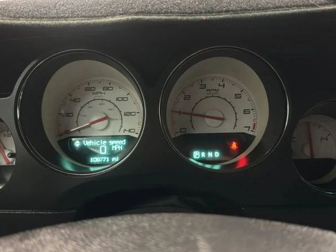 Used 2012 Dodge Challenger SXT RWD image 11